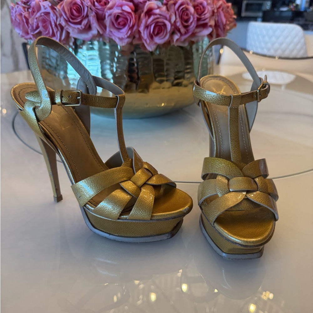 Yves Saint Laurent tribute antique patent Gold platform heels - Picture 2 of 7